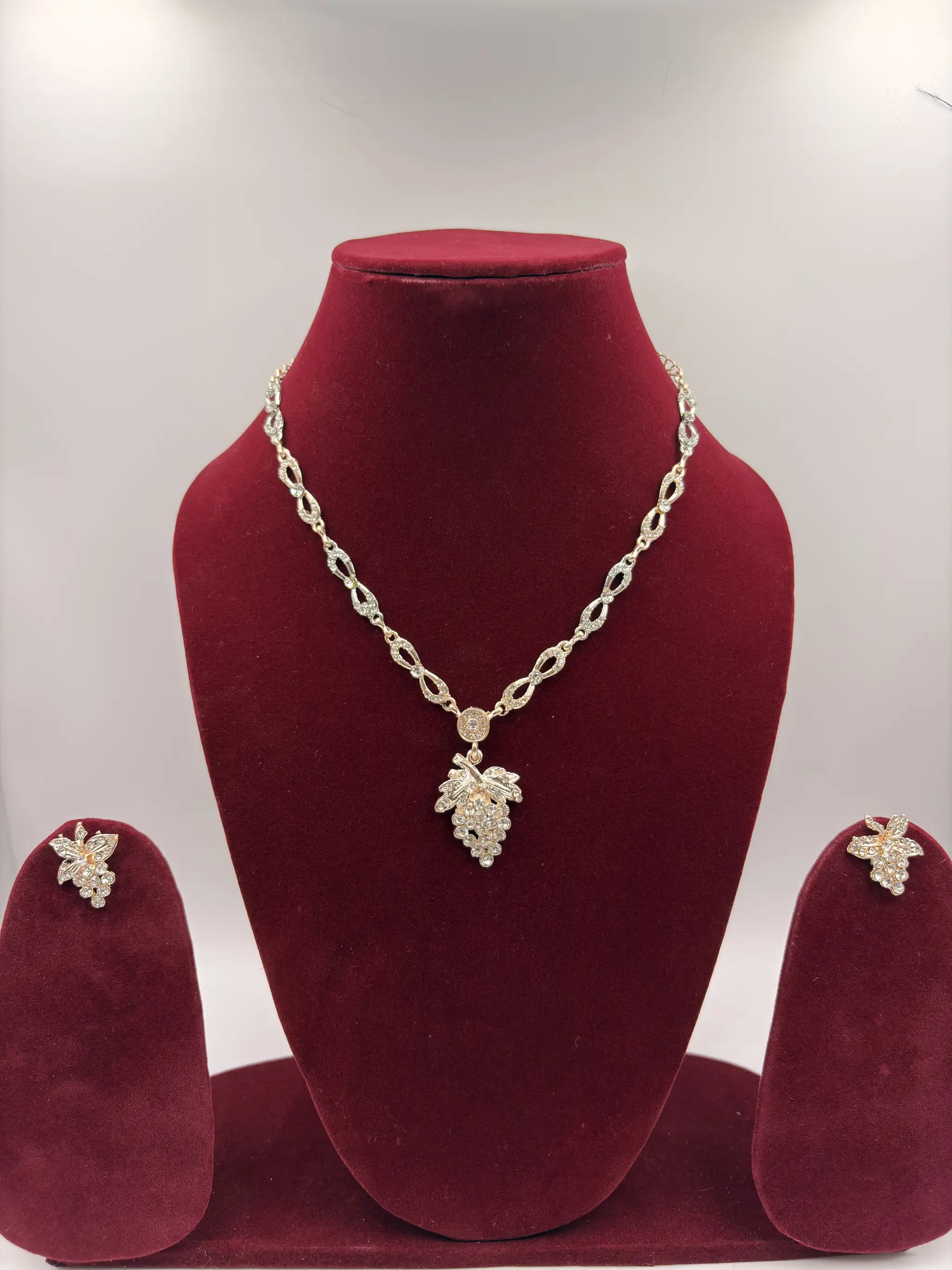 Grape Cluster Pendant Set – Artificial Jewellery for Women