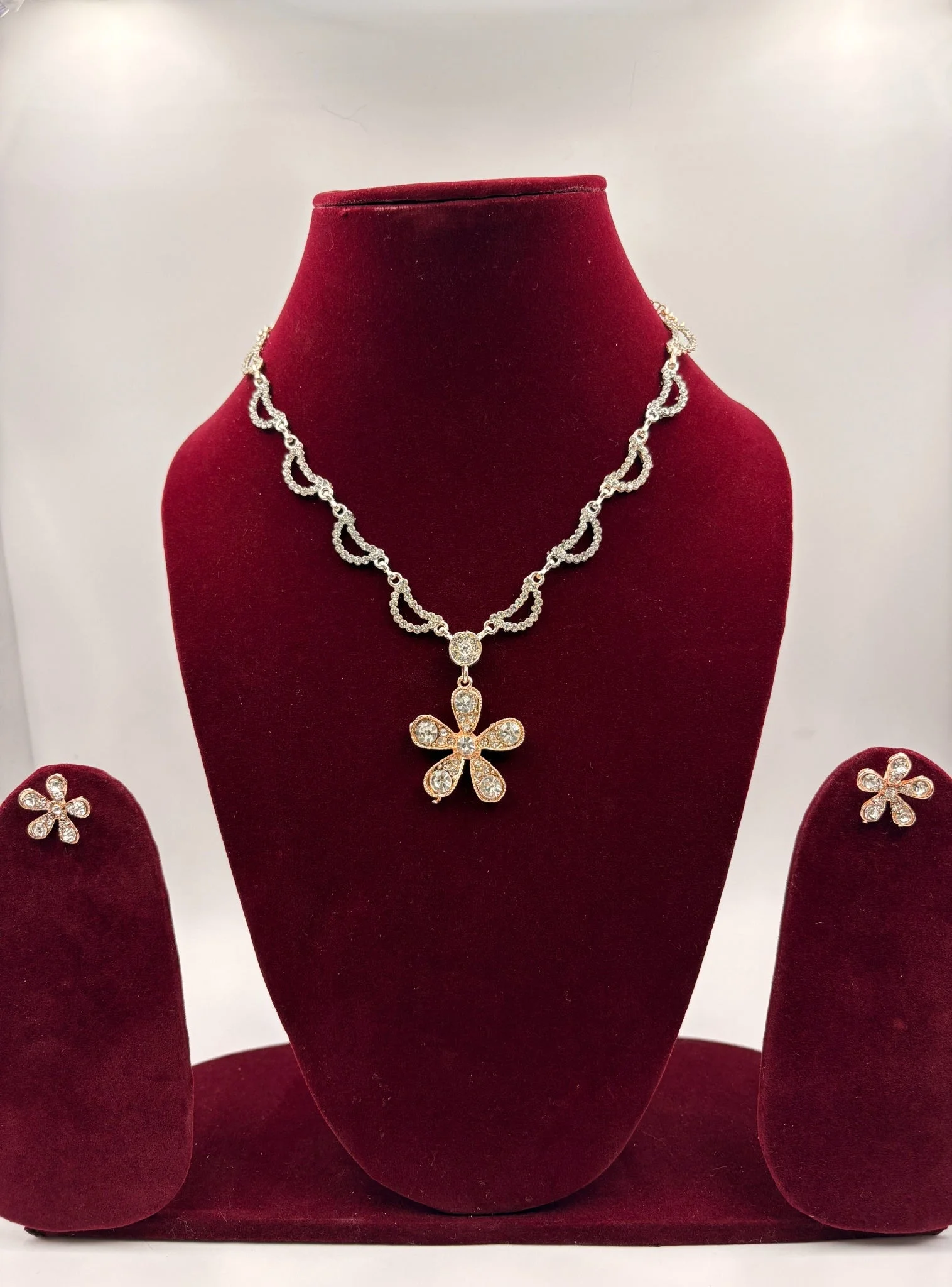 Royal Dewdrop Empress Necklace Set – Fashion Jewellery for Women | Arveeta