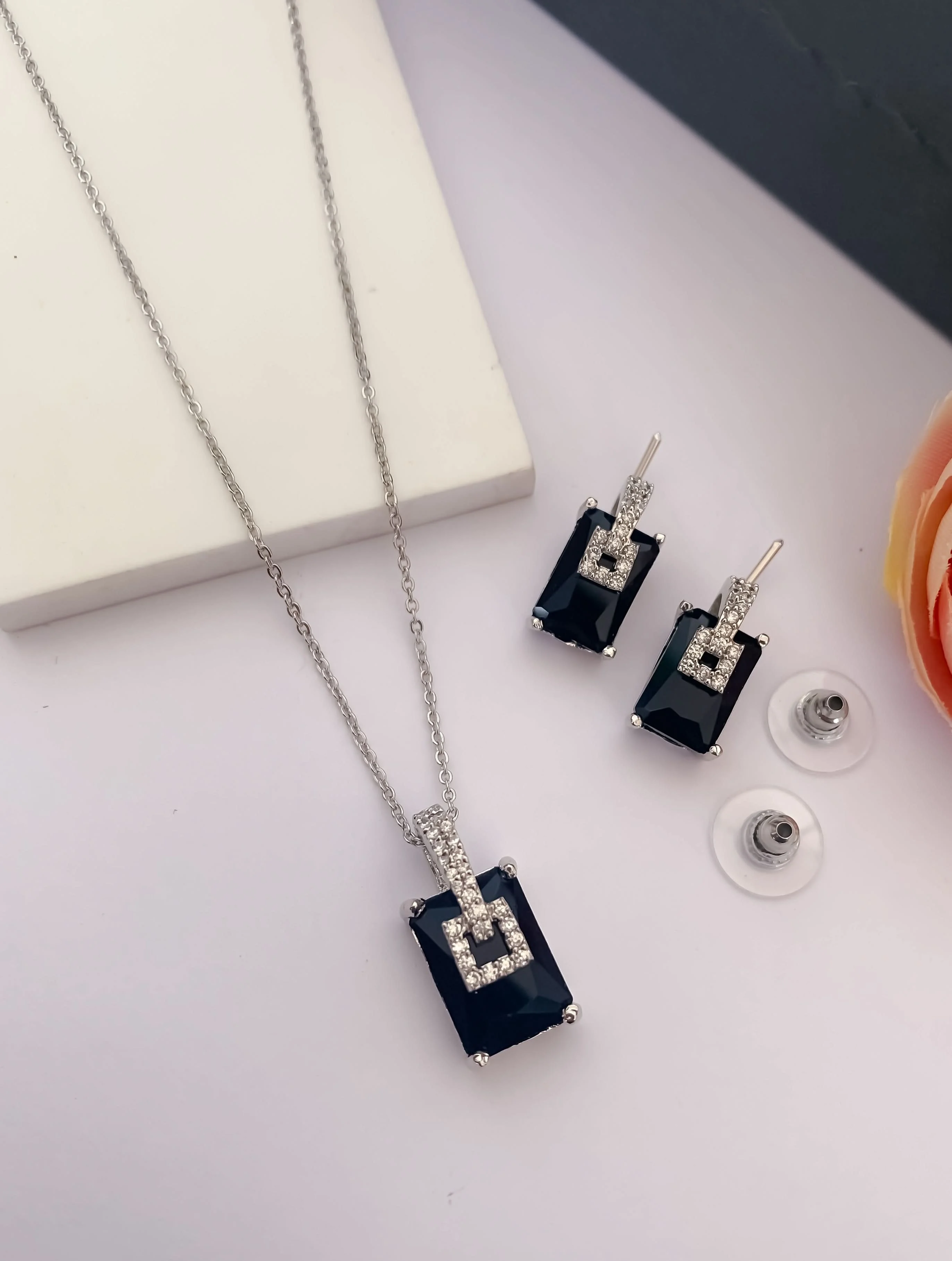 Silver Finish Rectangular Black Stone Pendant Necklace Set with Stud Earrings