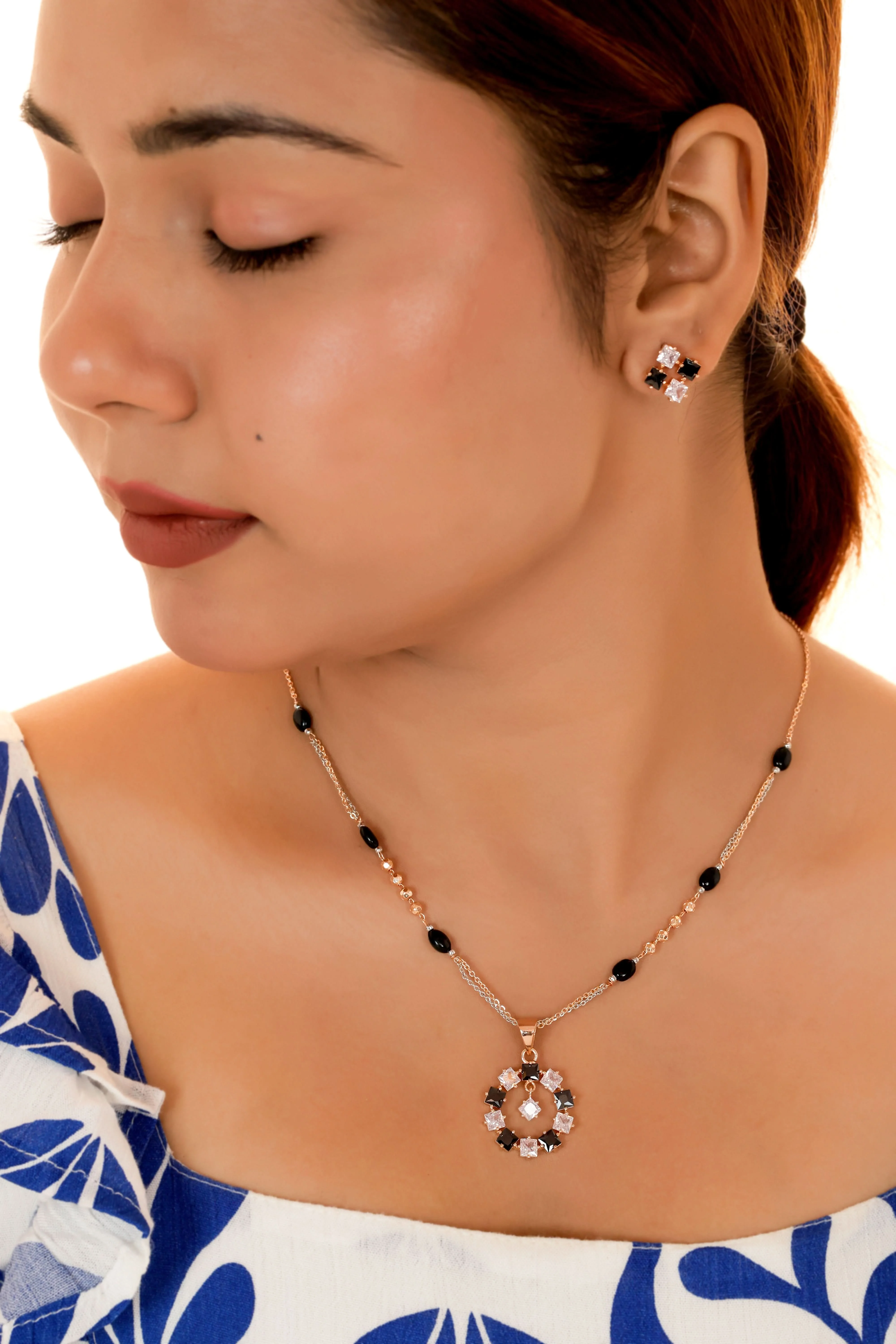 Black & White Crystal Floral Pendant Set