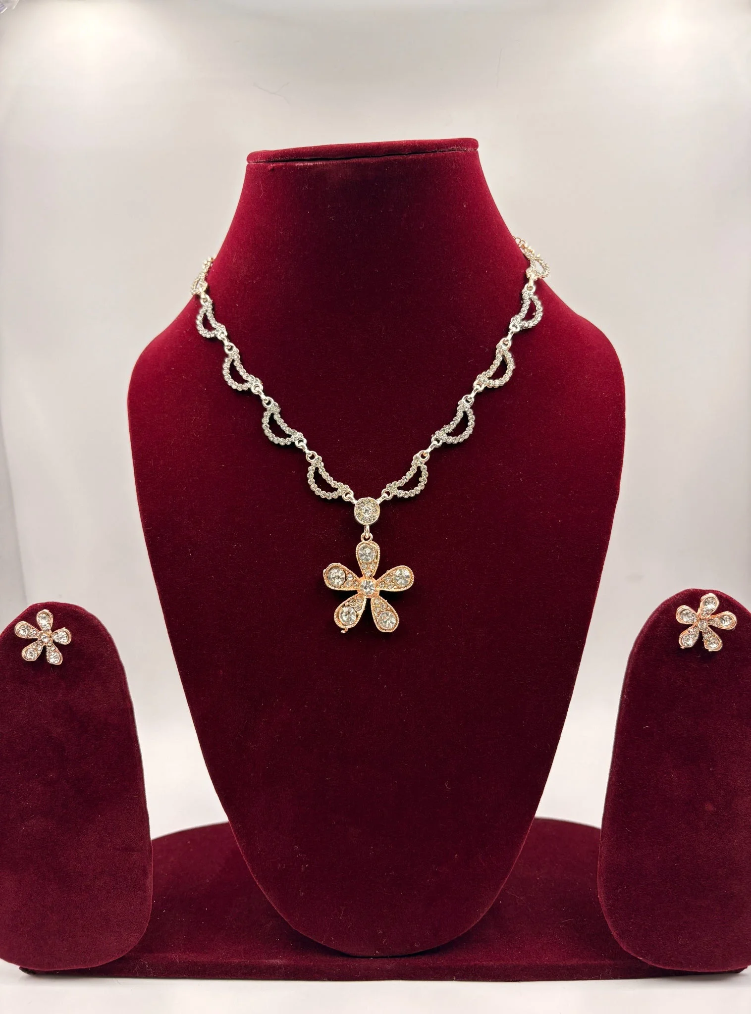 Royal Dewdrop Empress Necklace Set – Fashion Jewellery for Women | Arveeta