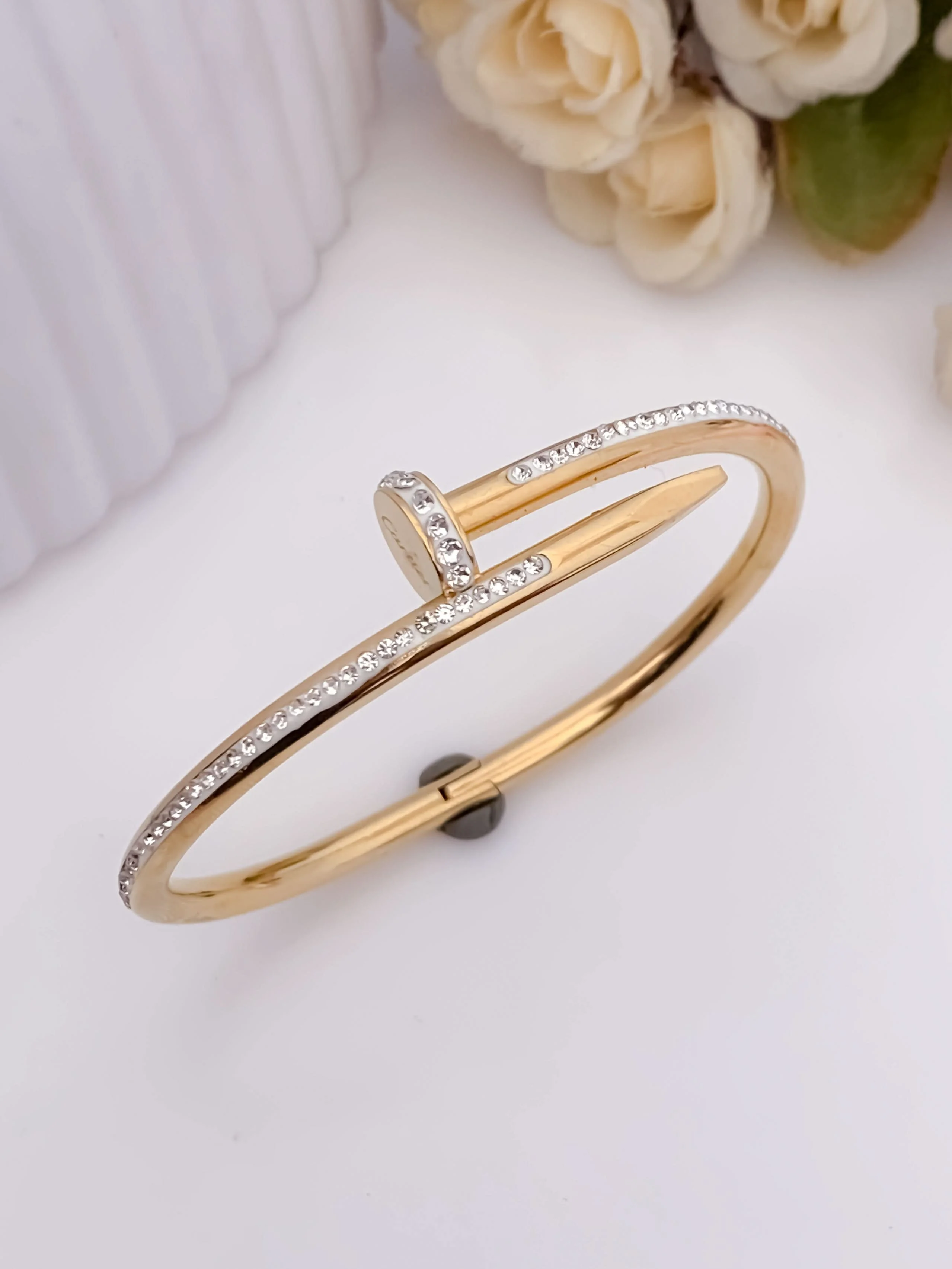 Pari Bracelet - Buy 1 Get 1 Free