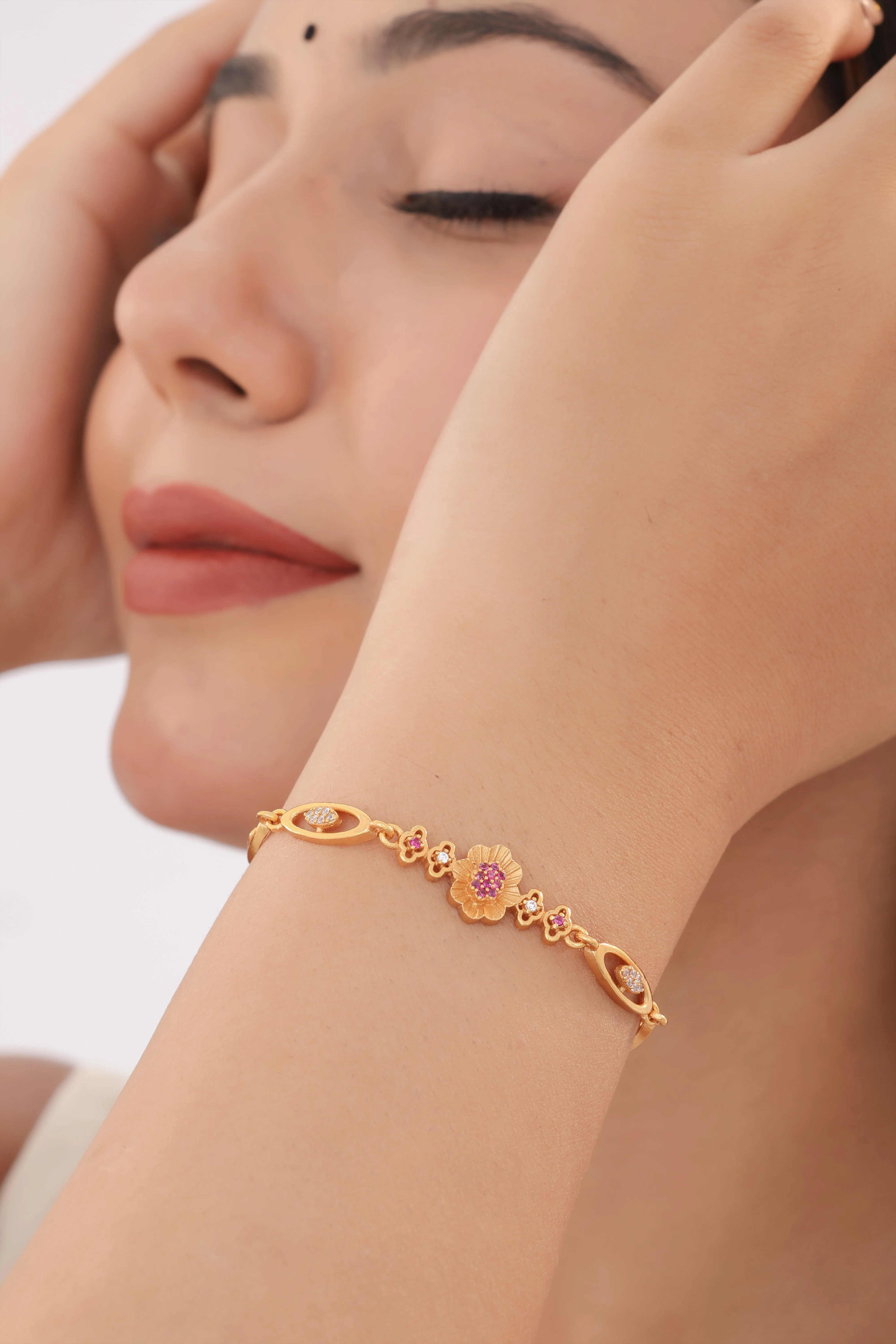 Kavya Bracelet