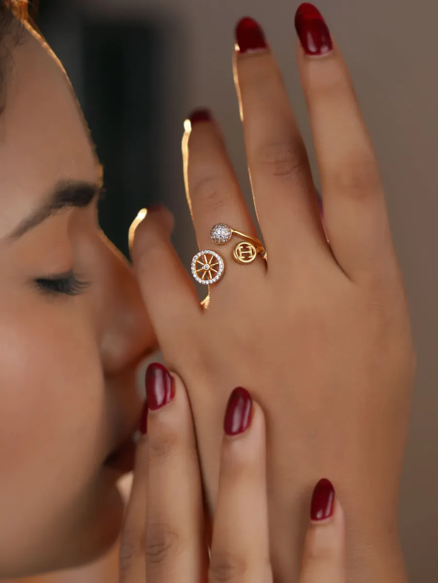 American Diamond round cycle shape fancy Ring