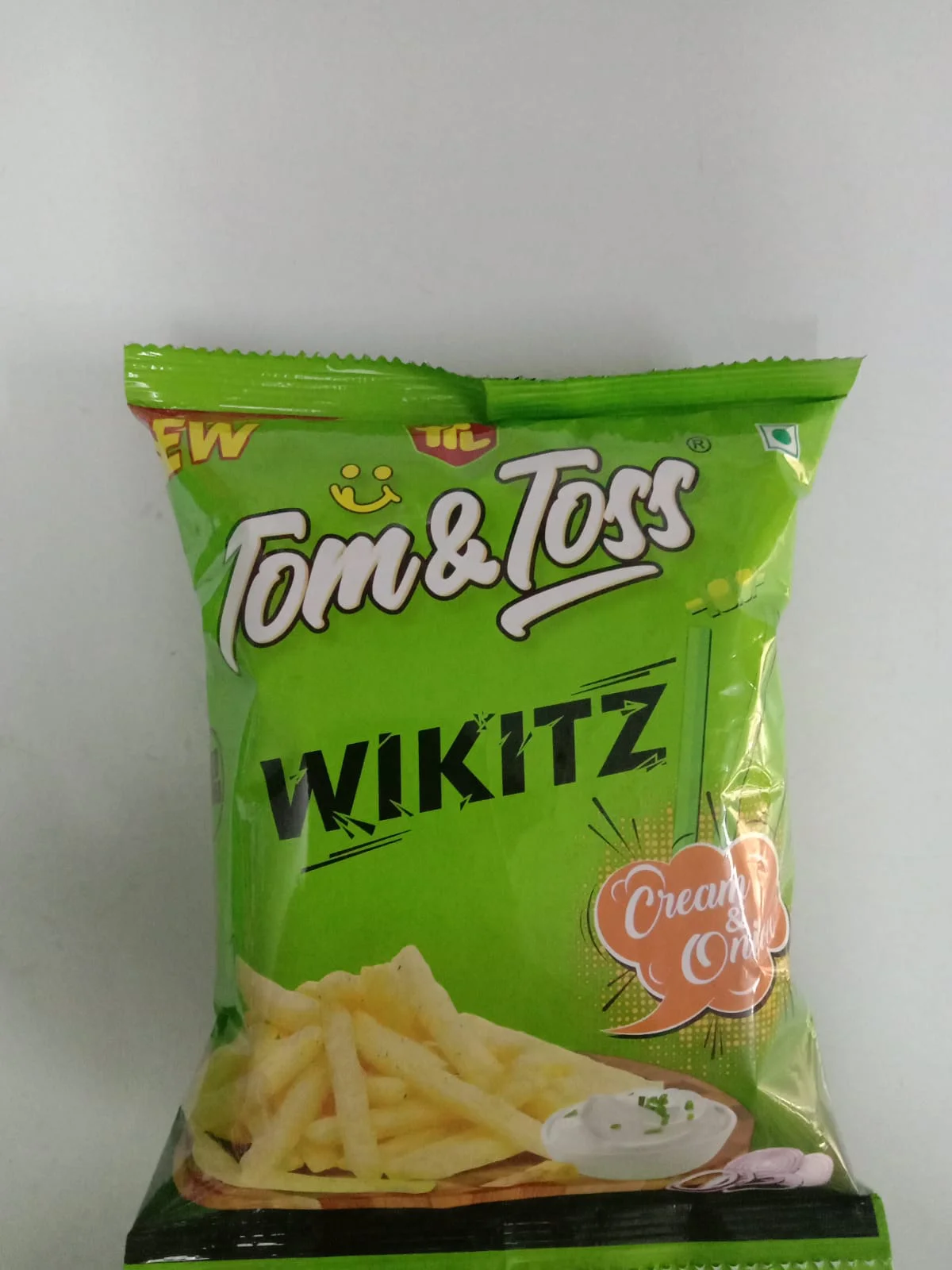 50x Tom & Toss- Cream & Onion WIKITZ, Pack of 50 (17g each) - image 1