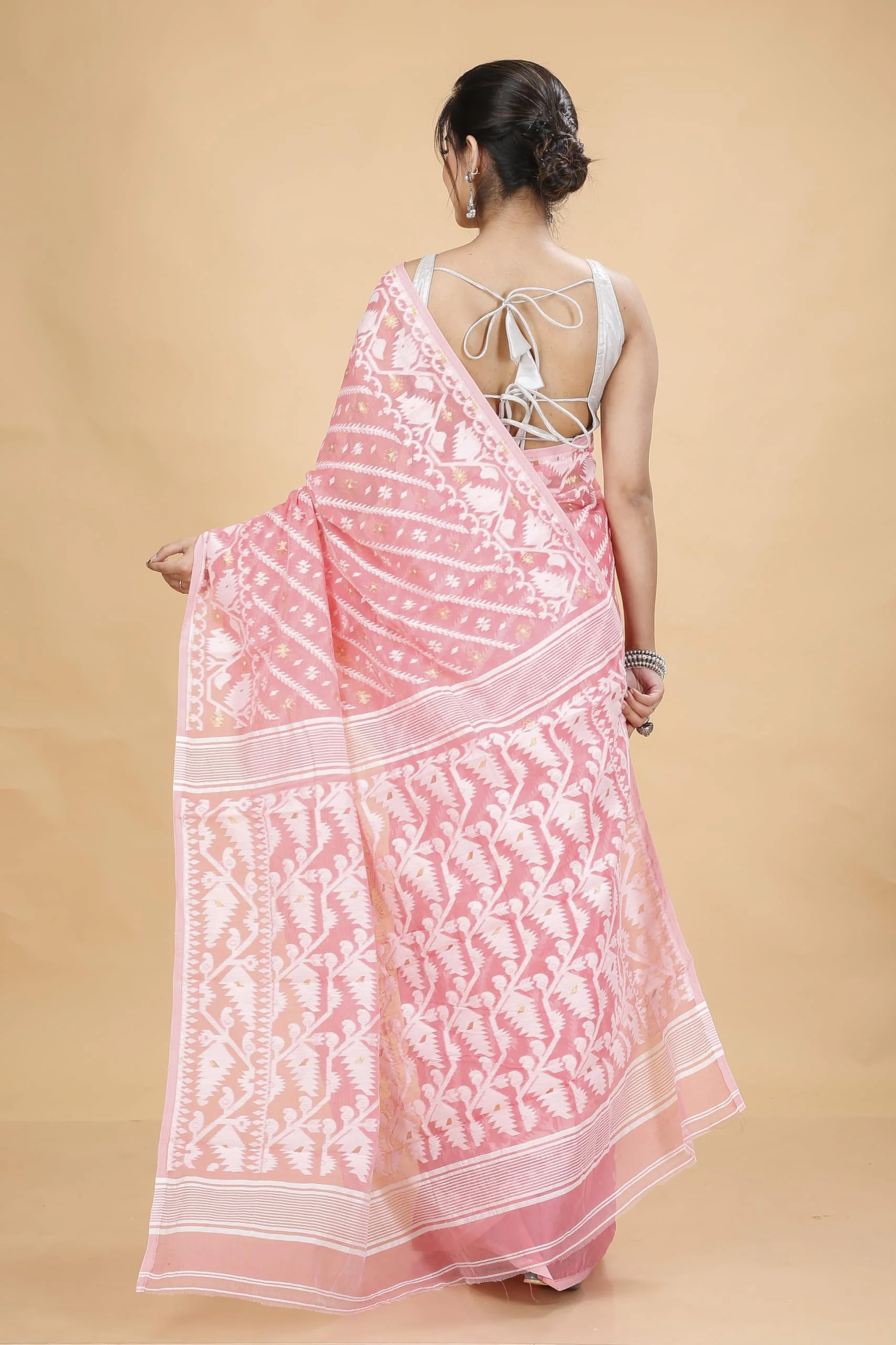 Tant Vastra Women’s Soft Resham Dhakai Karat Jamdani Saree without Starch And Without Blouse Piece (Peach) - image 4