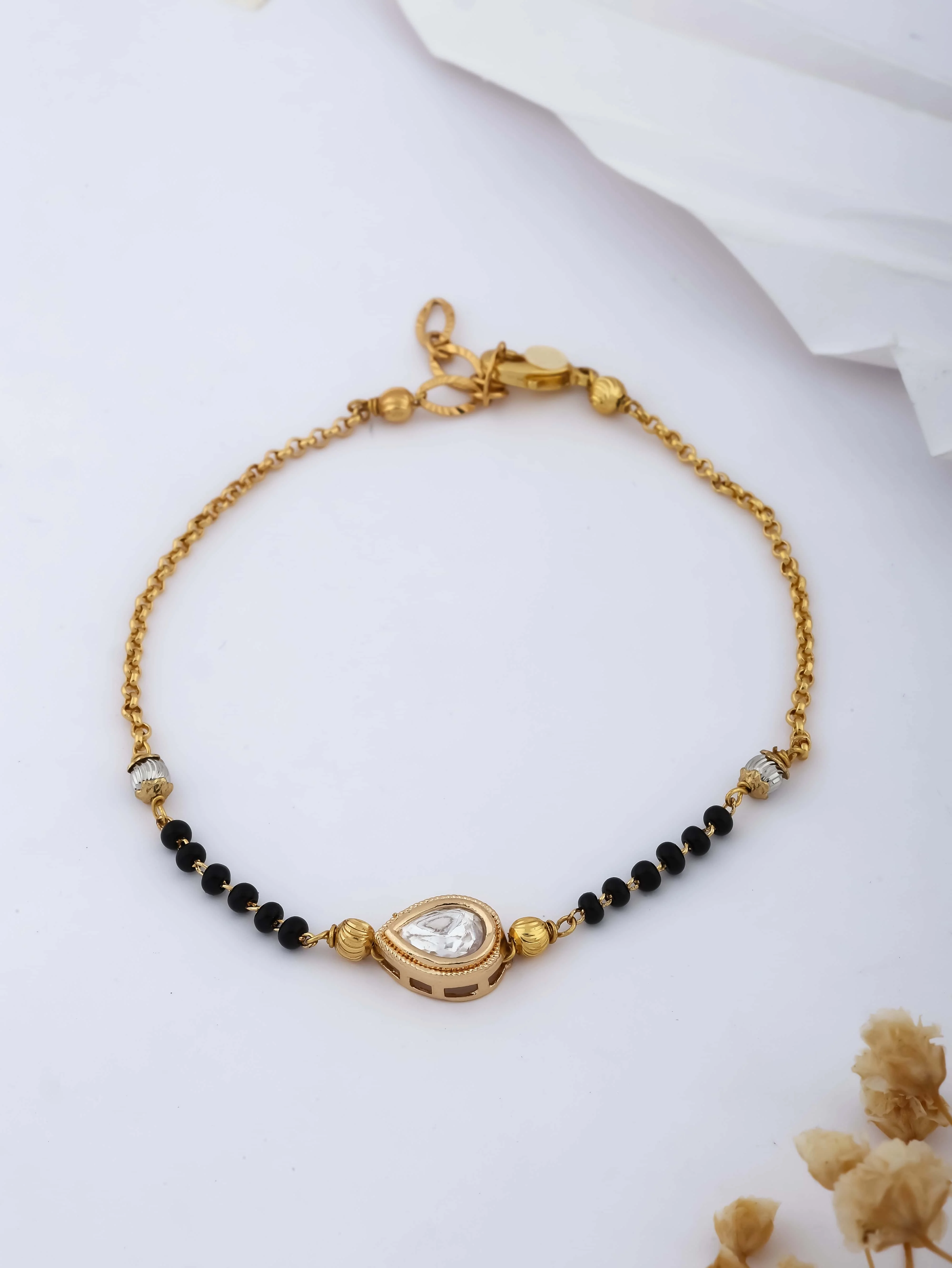 Fancy High Gold Plated Ovel Delicate Hand Mangalsutra