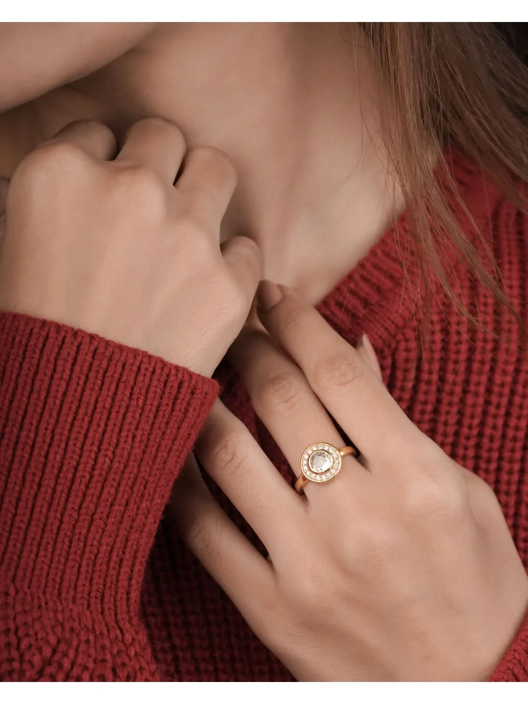 American Diamond round shape fancy high gold ring.