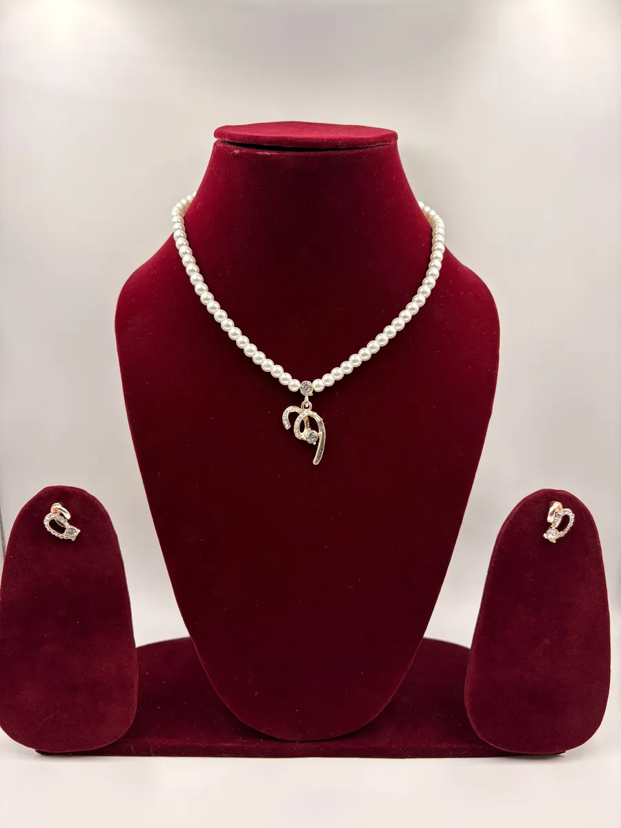 Elegant Pearl Pendant Necklace (Rose Gold Finish) – Fashion Jewellery
